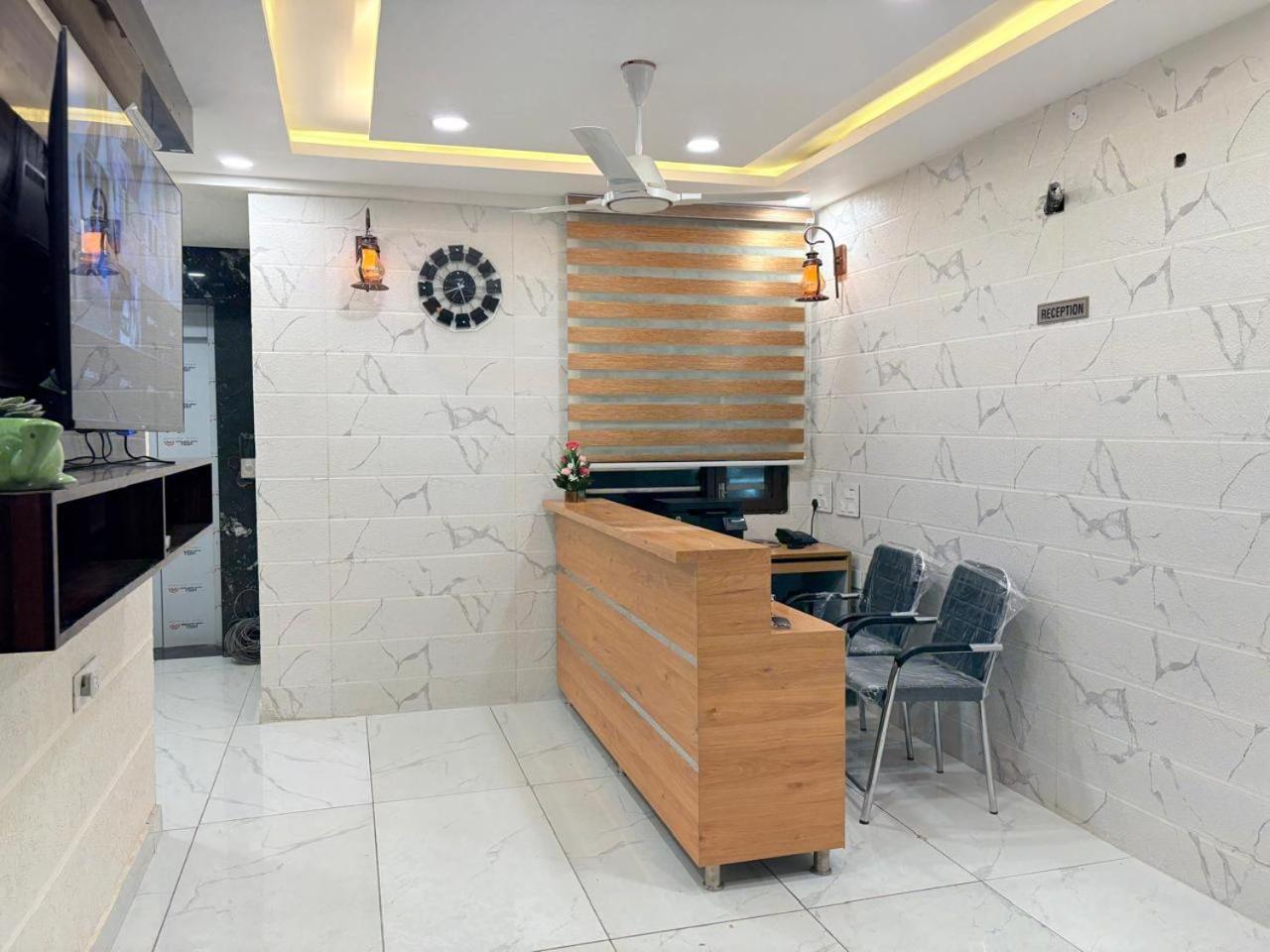 Hotel G-3 Jalandhar Buitenkant foto